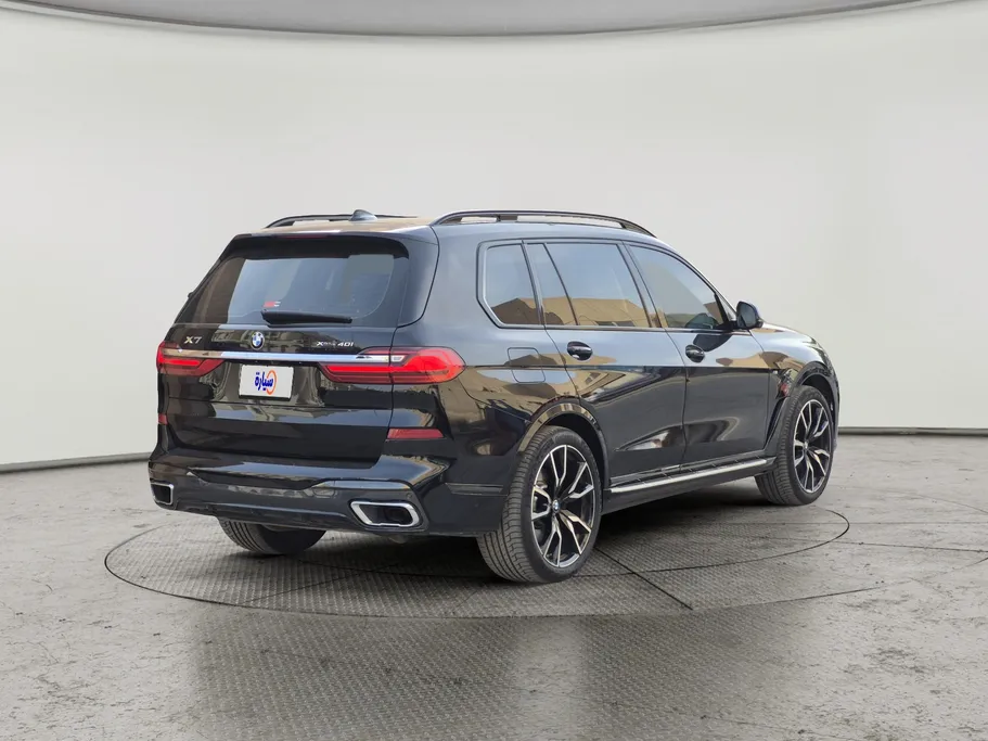 2021 BMW X Series 7 xDrive 40i	 