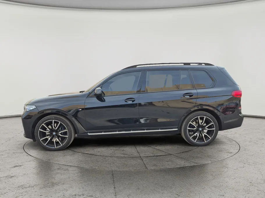 2021 BMW X Series 7 xDrive 40i	 