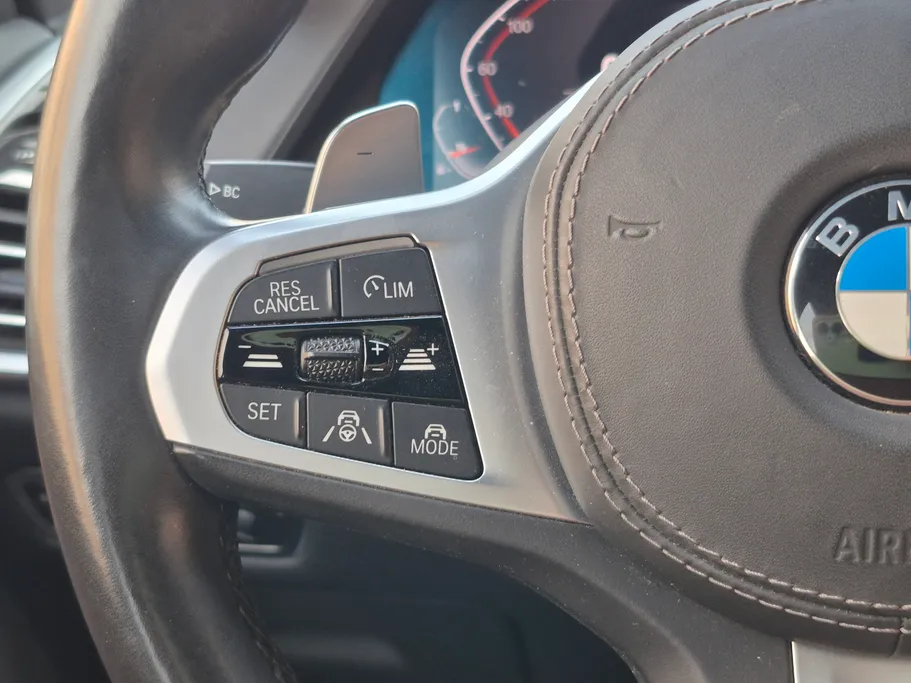 2021 BMW X Series 7 xDrive 40i	 