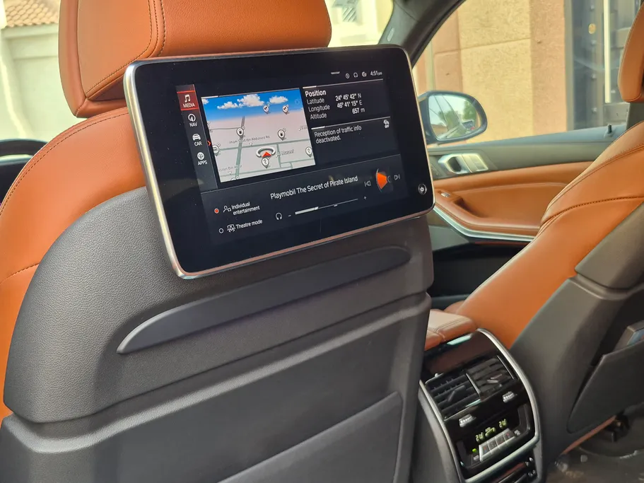 2021 BMW X Series 7 xDrive 40i	 