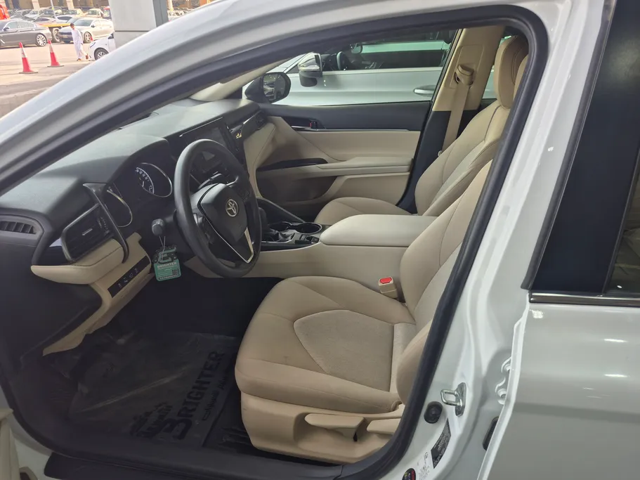 2024 Toyota Camry  LE 