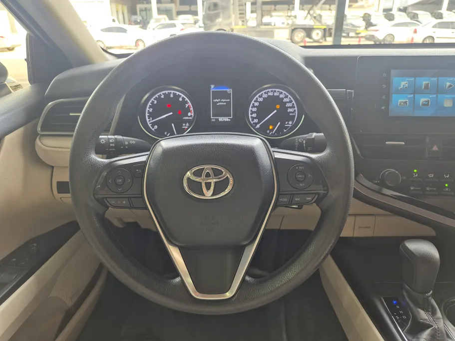 2024 Toyota Camry  LE 