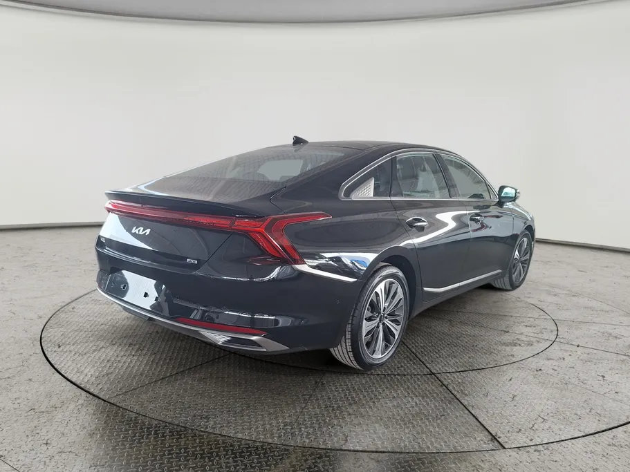 2022 Kia K8 EX 