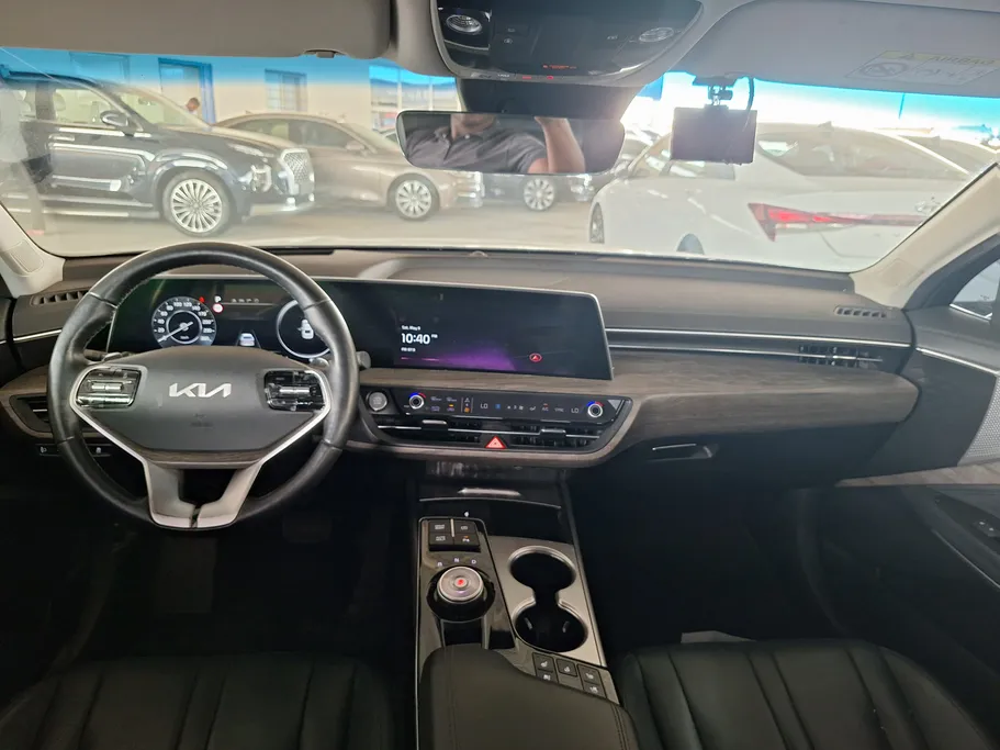 2022 Kia K8 EX 