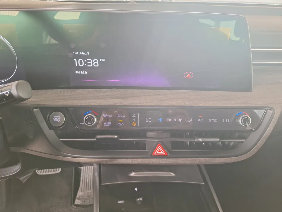 2022 Kia K8 EX 