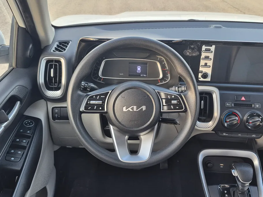 2023 Kia SONET LX 