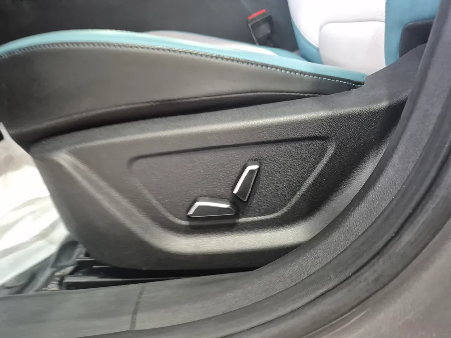 2025 Geely Emgrand GF 