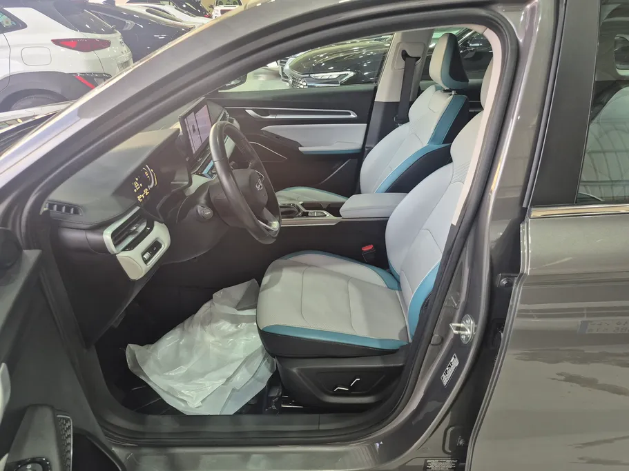 2025 Geely Emgrand GF 