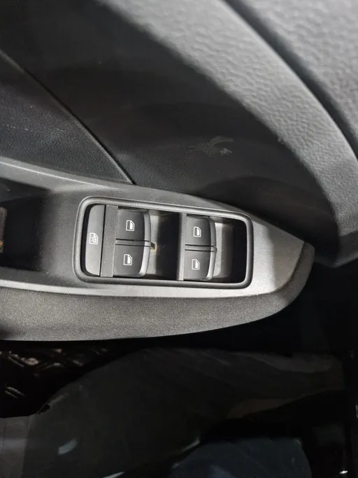 2024 MG ZS STD 