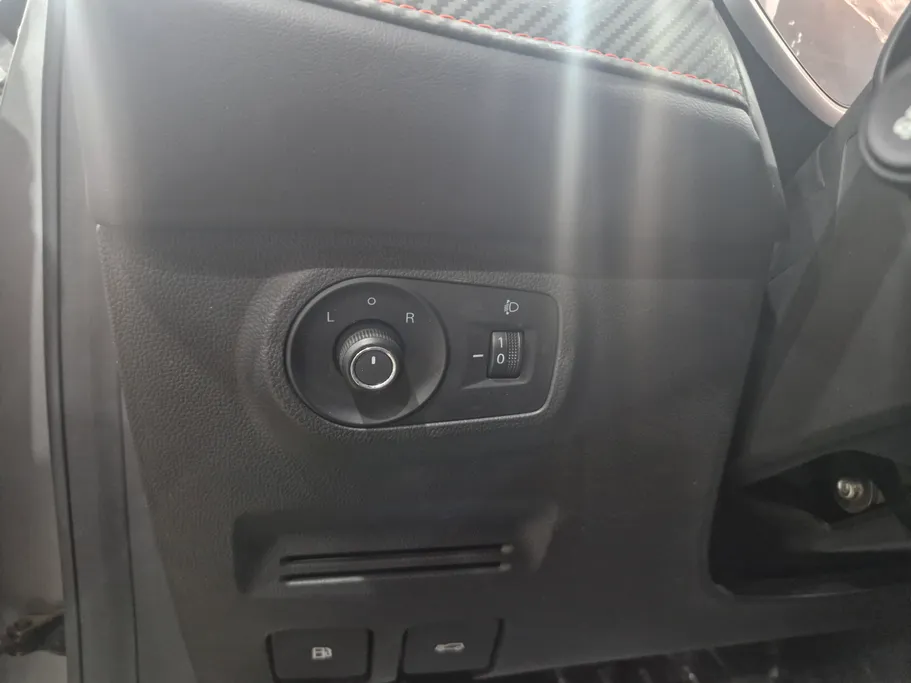 2024 MG ZS STD 