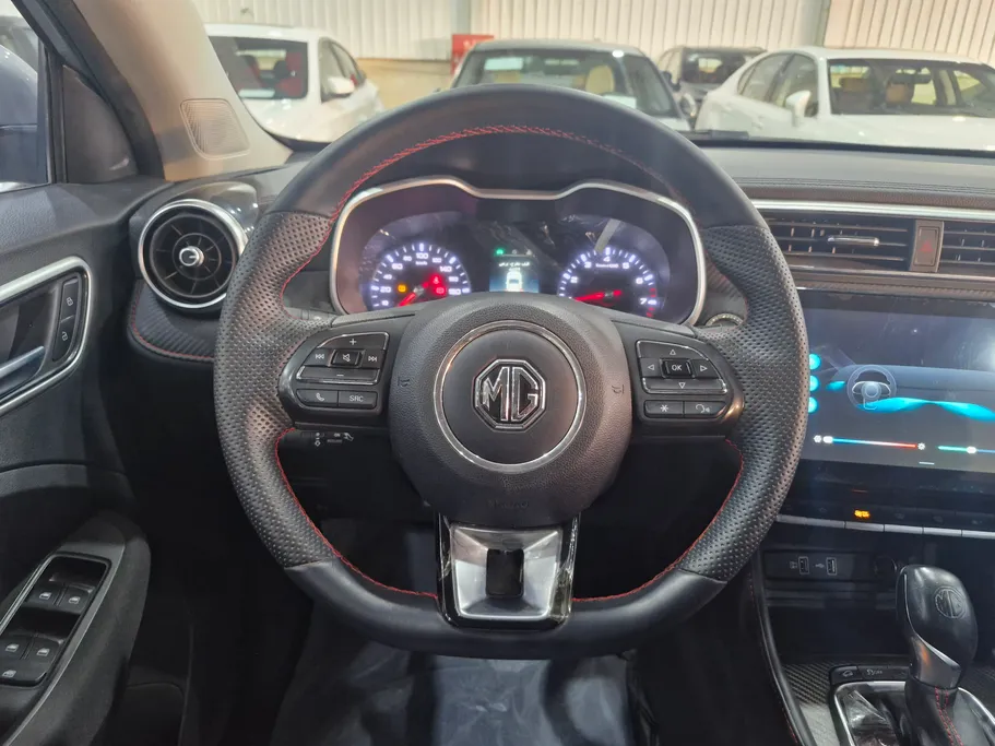 2024 MG ZS STD 