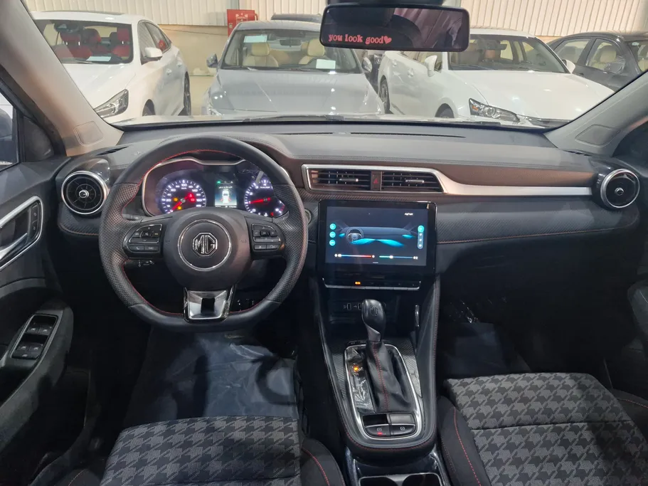 2024 MG ZS STD 