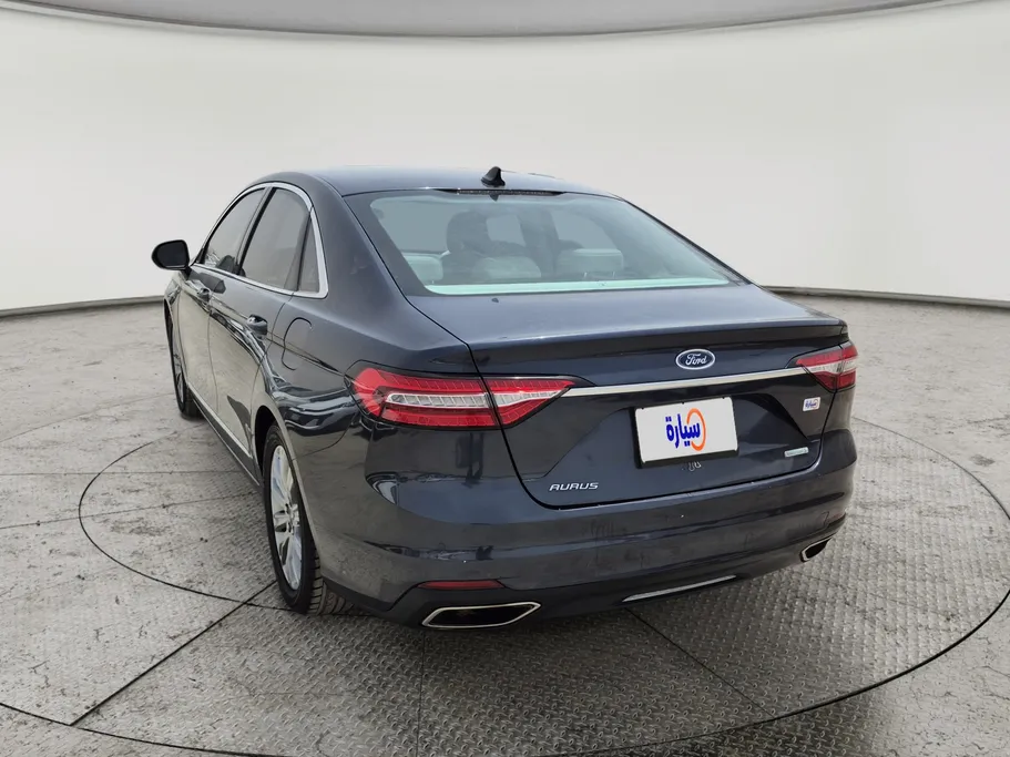 2020 Ford Taurus Ambiente 