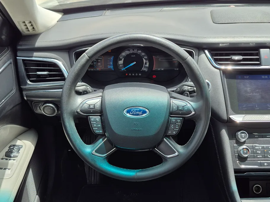 2020 Ford Taurus Ambiente 