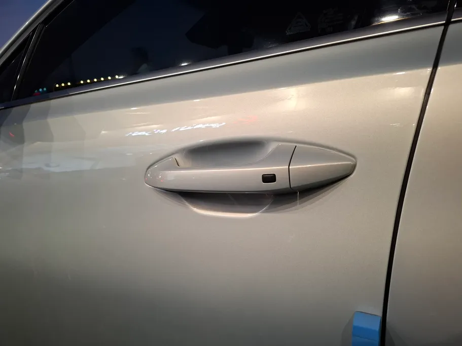 2025 Kia K8 EX 