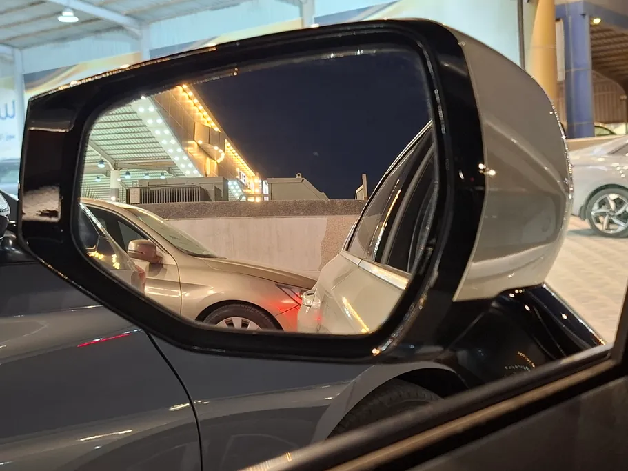 2025 Kia K8 EX 