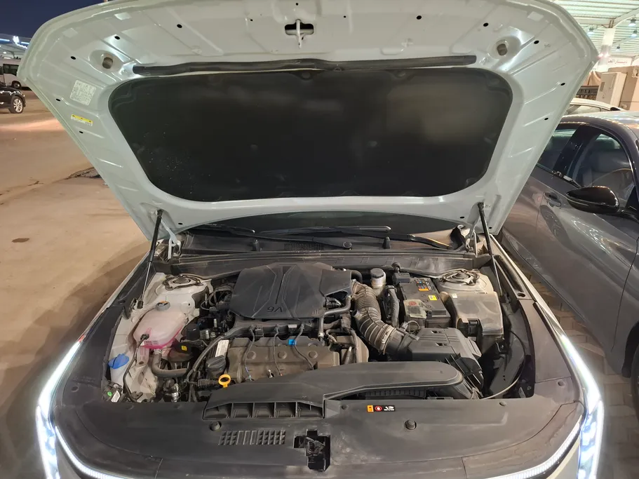 2025 Kia K8 EX 