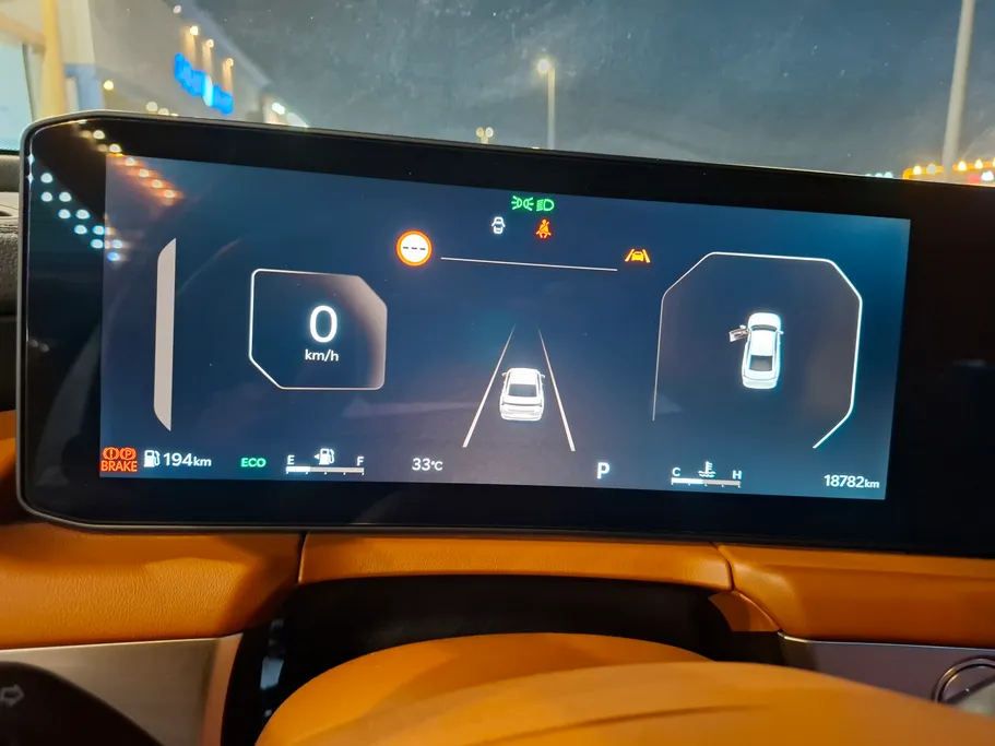 2025 Kia K8 EX 
