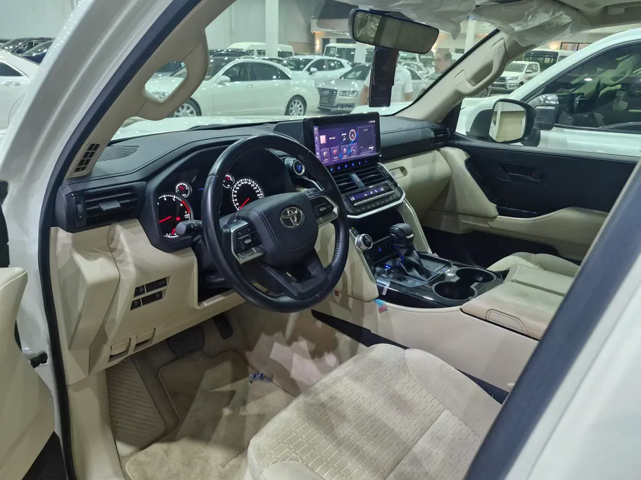 2022 Toyota Land Cruiser GXR3 