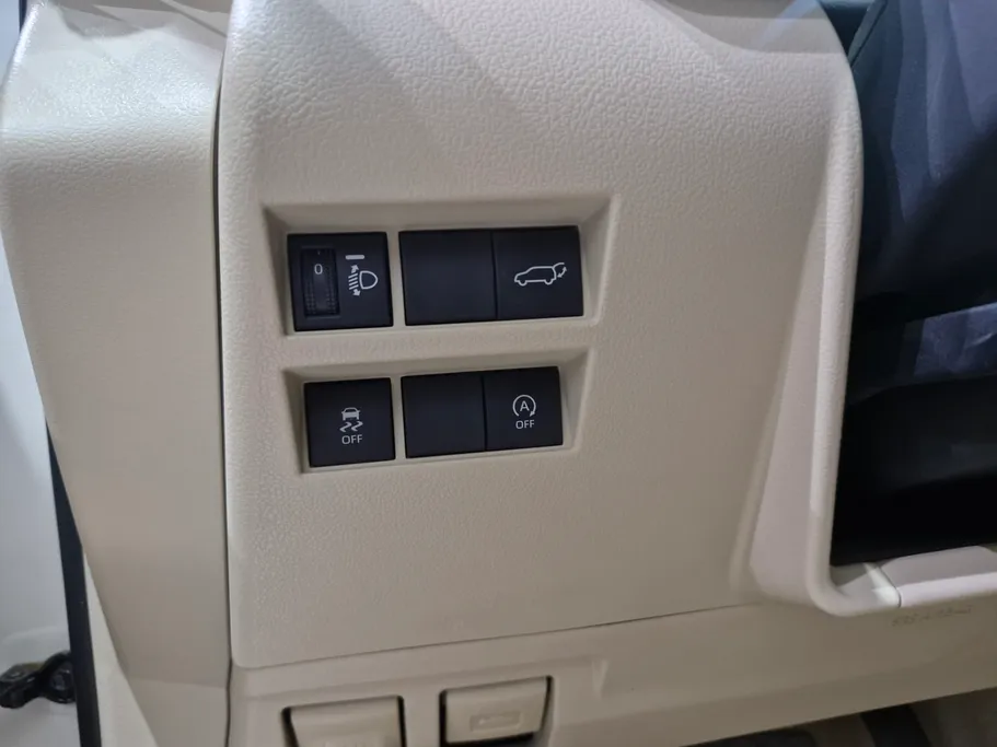 2022 Toyota Land Cruiser GXR3 
