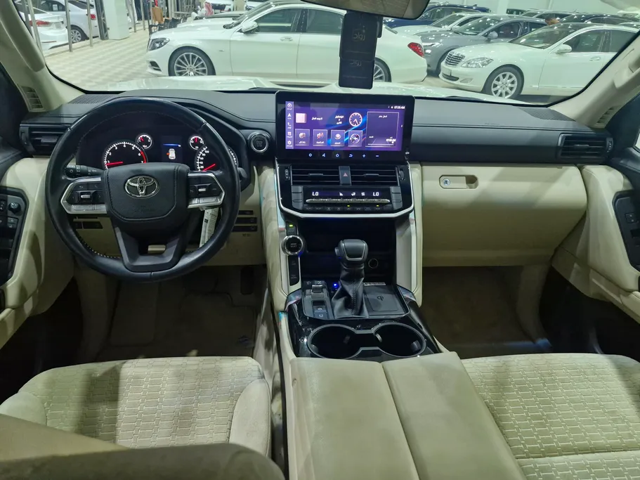 2022 Toyota Land Cruiser GXR3 
