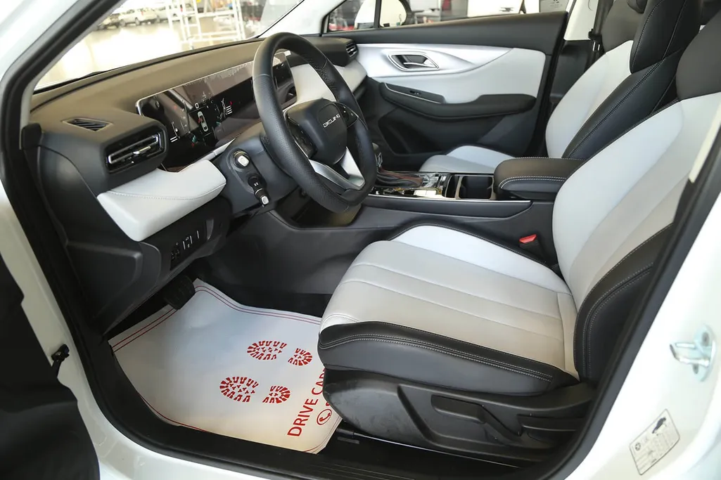 2026 BAIC U5 PLUS Luxury 