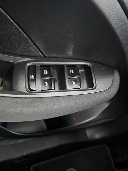 2022 MG ZS STD 