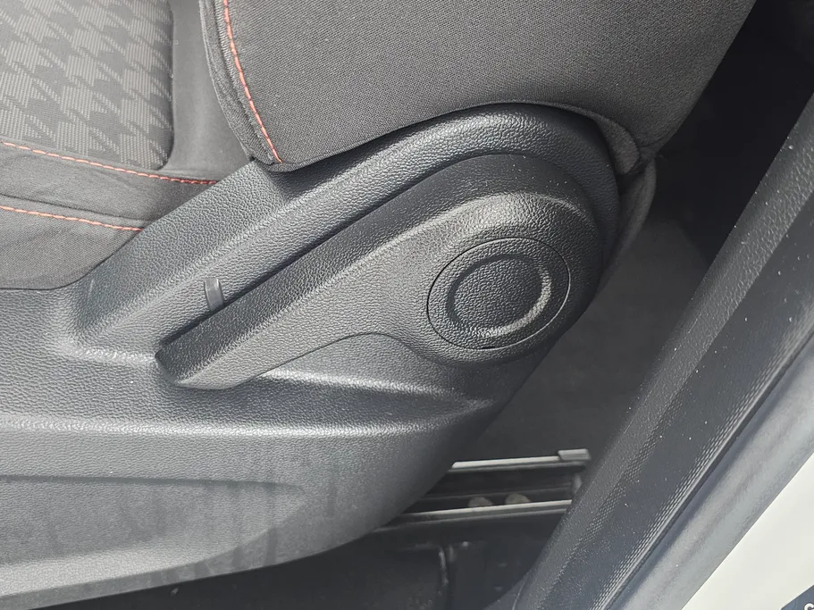 2022 MG ZS STD 