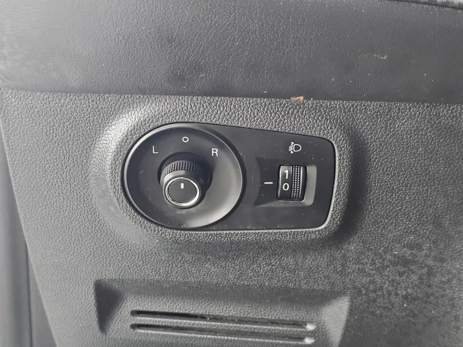 2022 MG ZS STD 