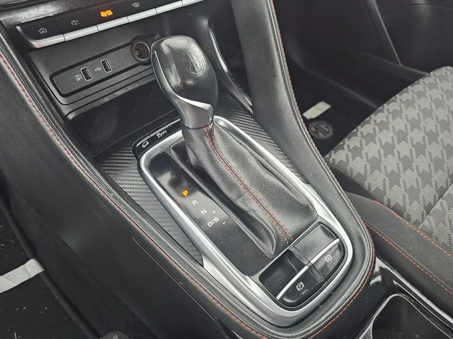 2022 MG ZS STD 