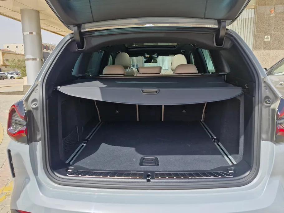 بي ام دبليو الفئة اكس 3 xDrive 30i	 2024 