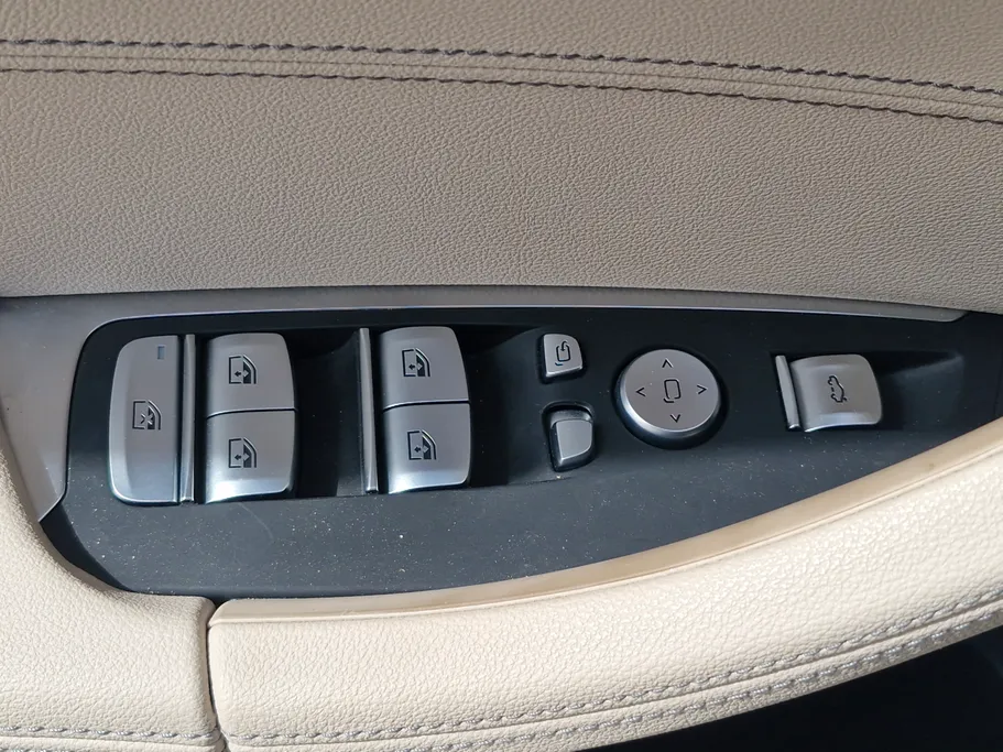 بي ام دبليو الفئة اكس 3 xDrive 30i	 2024 