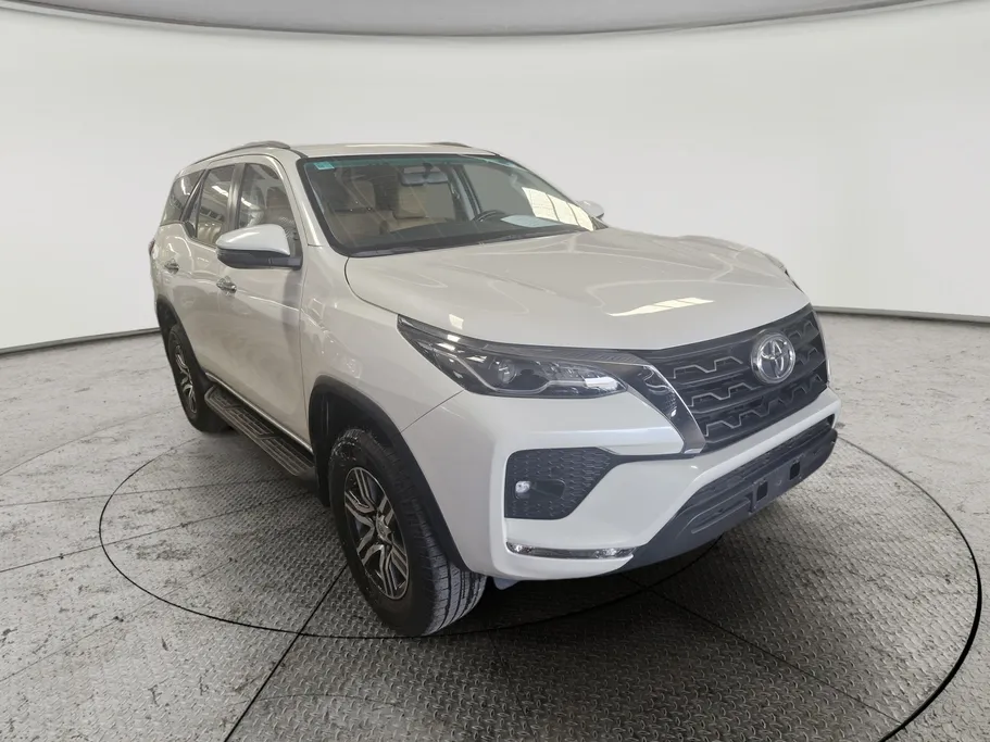 2022 Toyota Fortuner VX 