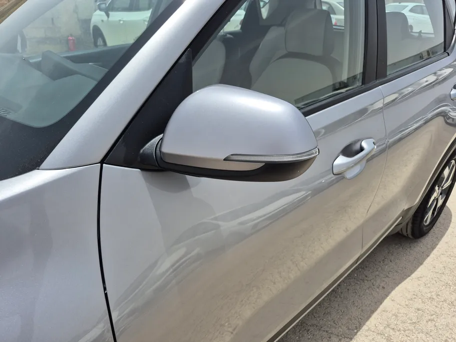 2023 Kia SONET LX 