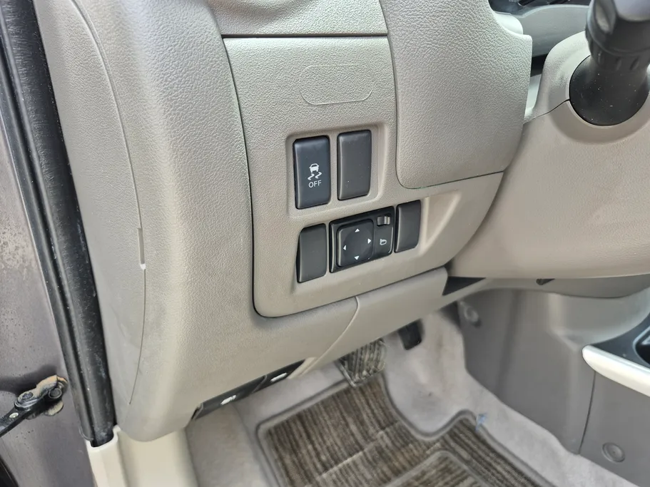 2023 Nissan Sunny SV Comfort 