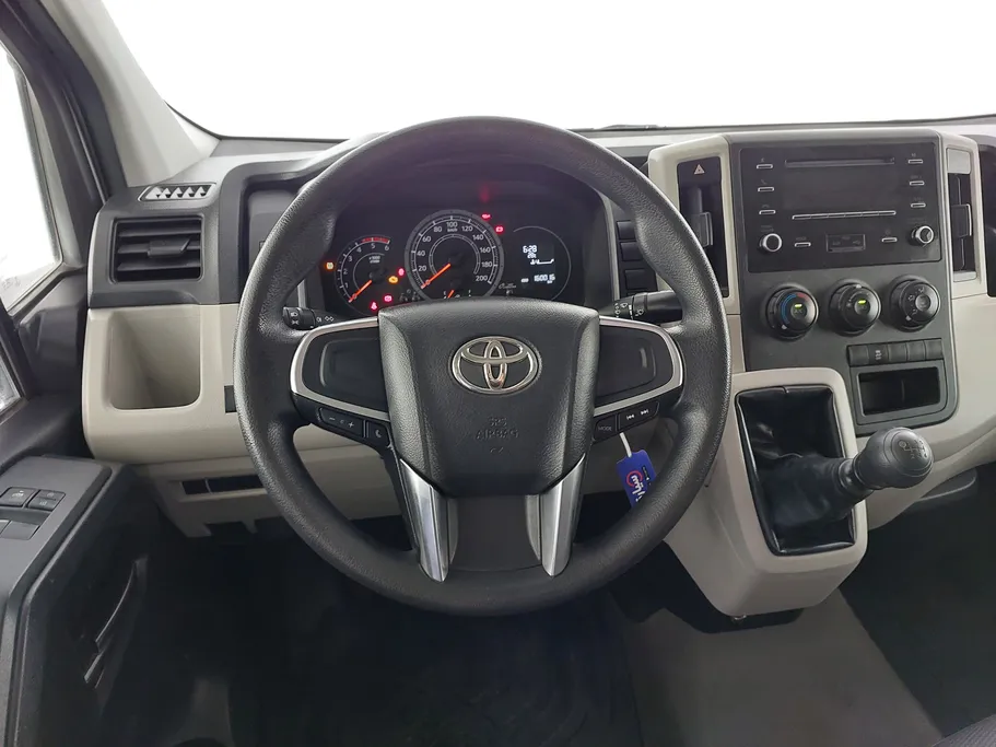 2023 Toyota Haice فان بضاعه 