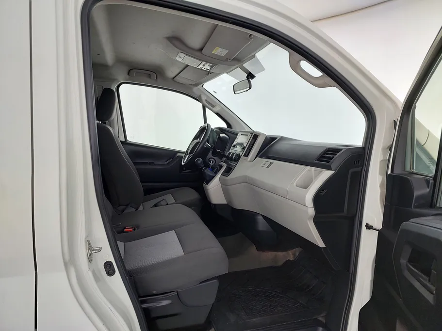 2023 Toyota Haice فان بضاعه 