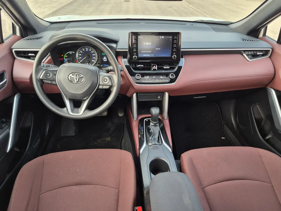 2024 Toyota Corolla Cross XLE HEV 