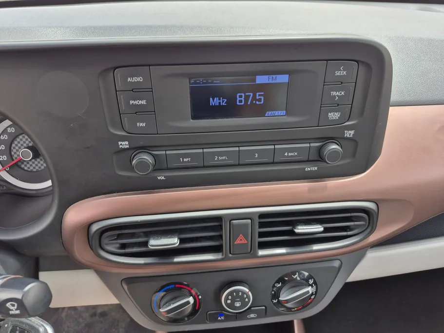 2024 Hyundai Grand i10 Fleet 