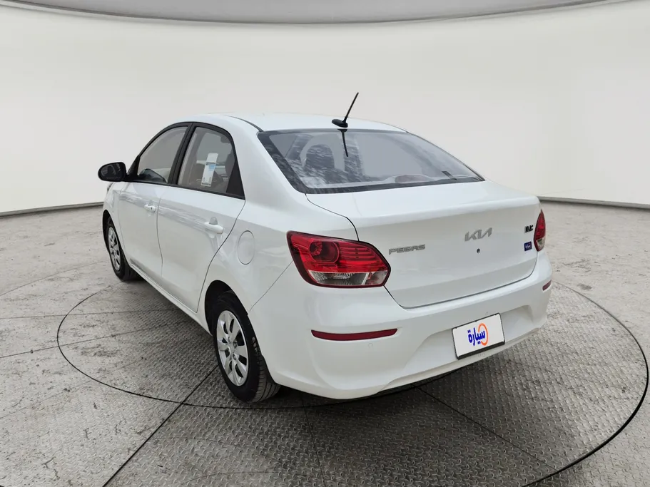 2024 Kia Pegas GL 