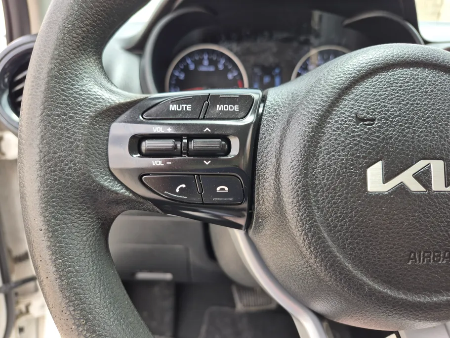 2024 Kia Pegas GL 