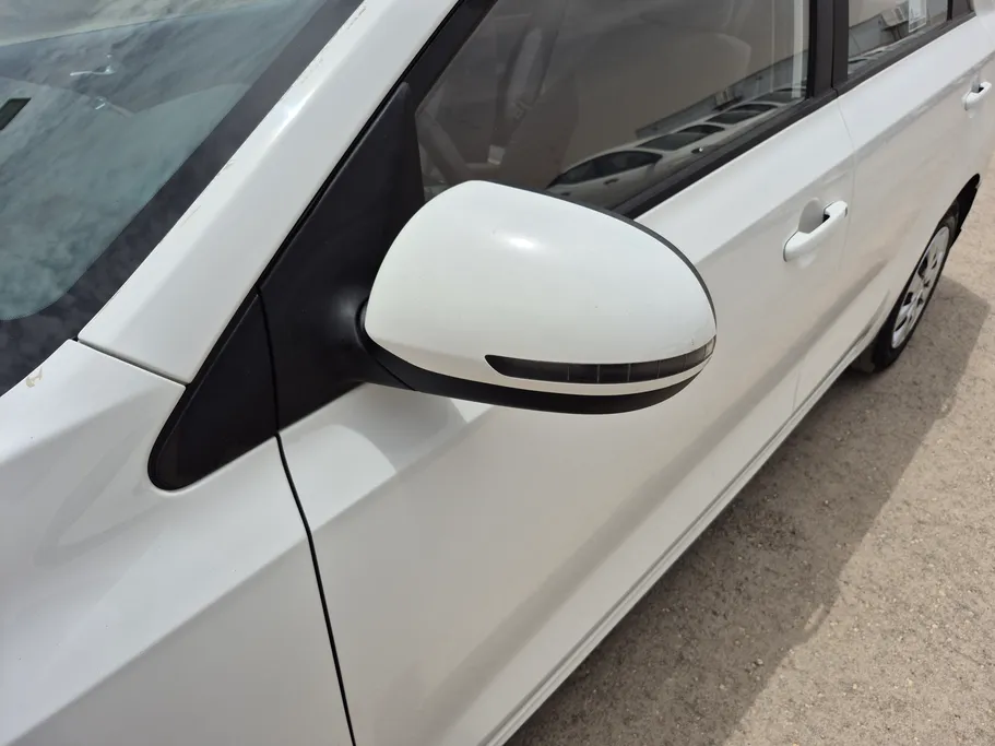 2024 Kia Pegas GL 