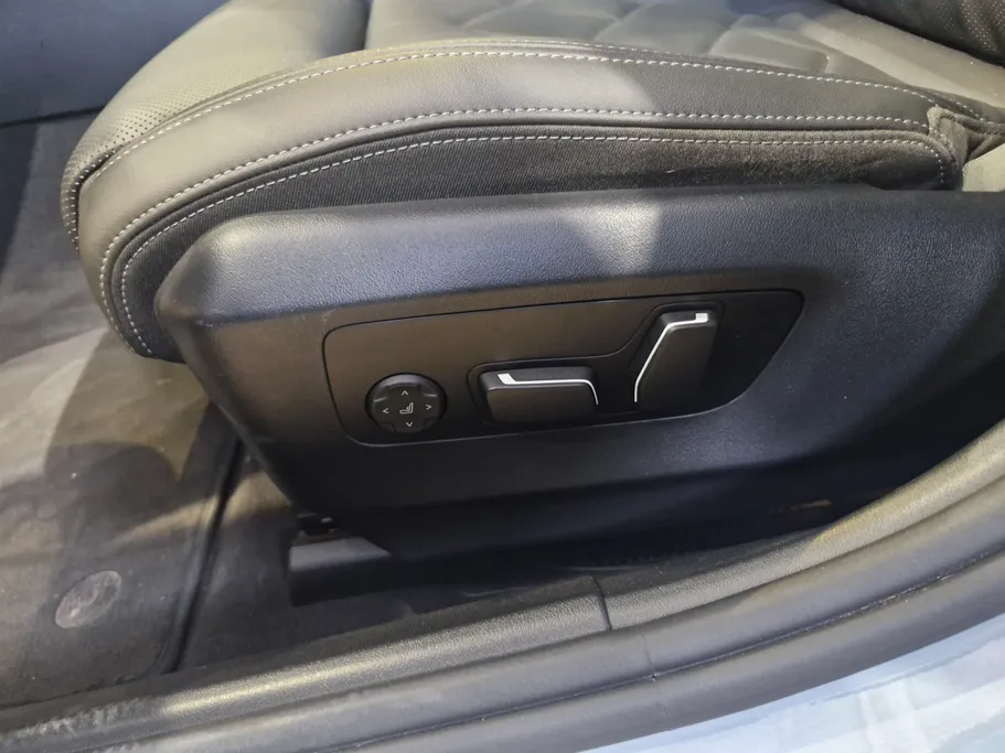 2024 BMW 5 Series 520i 