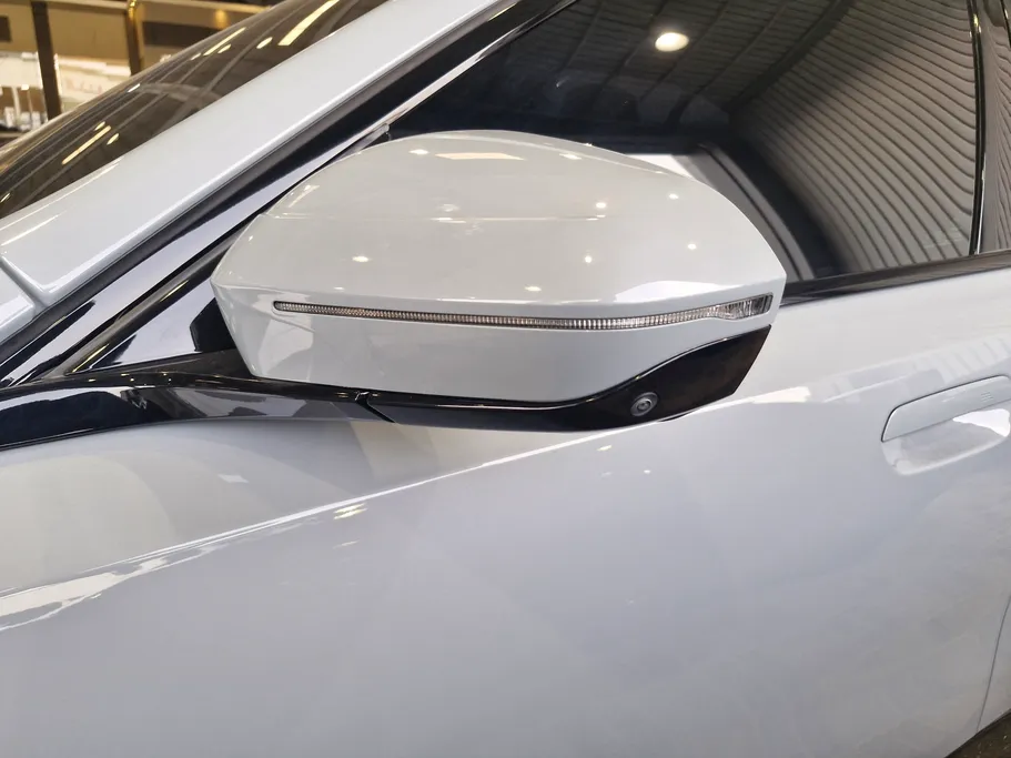 2024 BMW 5 Series 520i 
