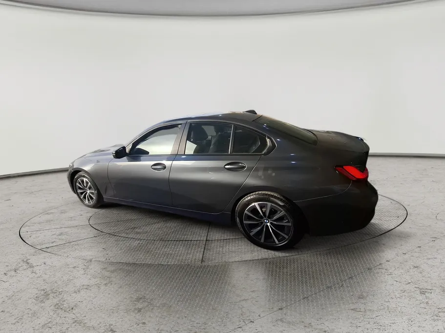 2022 BMW 3 Series 320i  