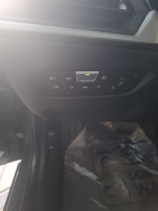 2022 BMW 3 Series 320i  
