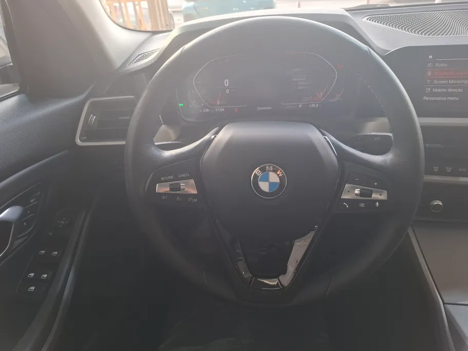2022 BMW 3 Series 320i  