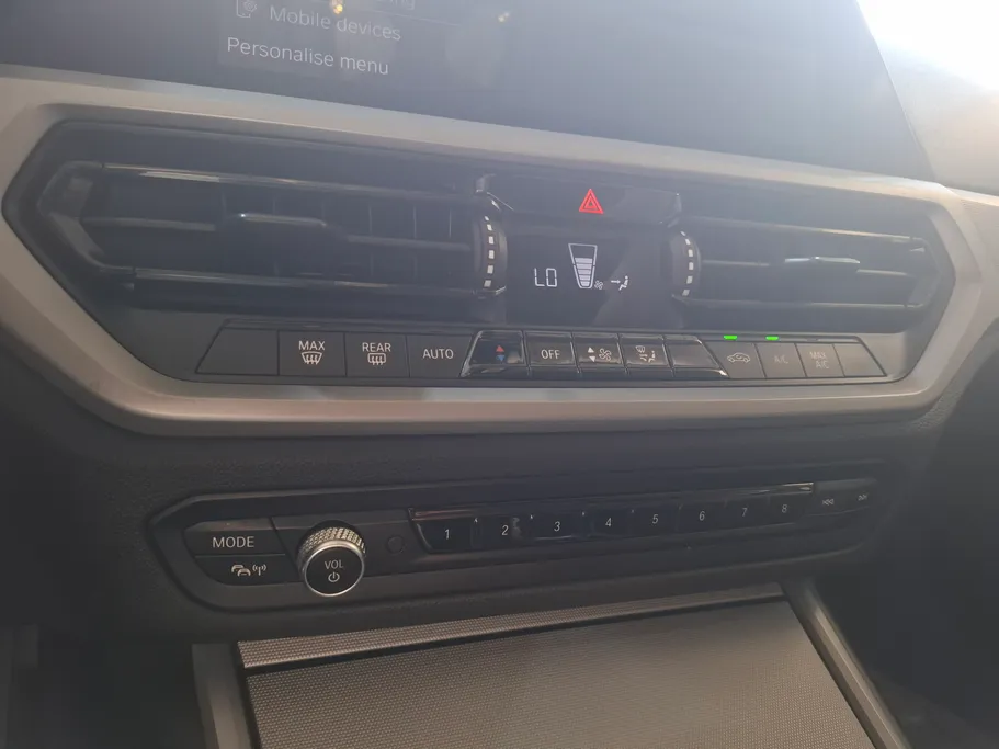 2022 BMW 3 Series 320i  