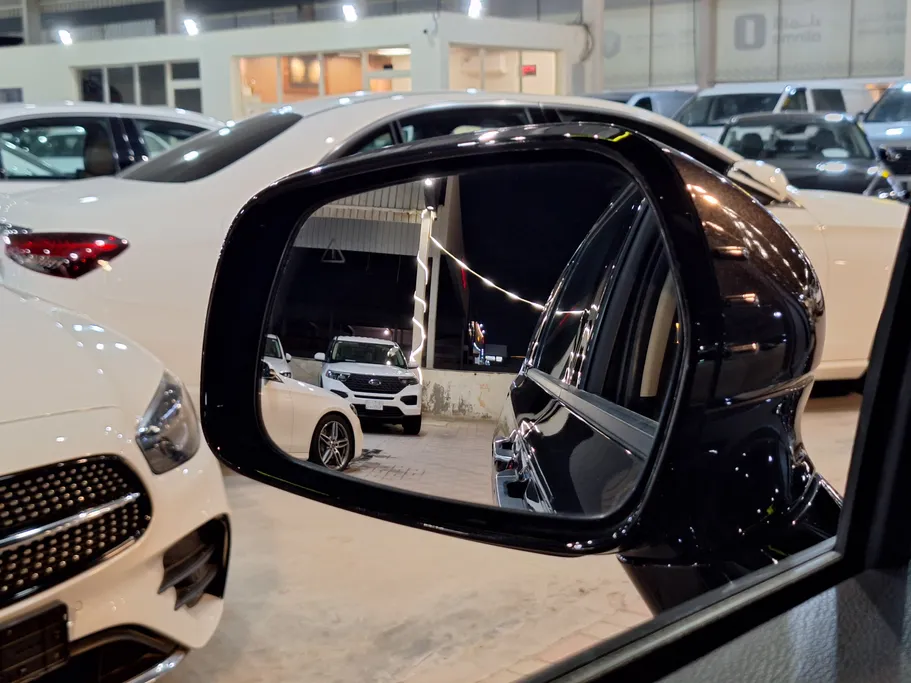 2023 Kia Carnival EX 