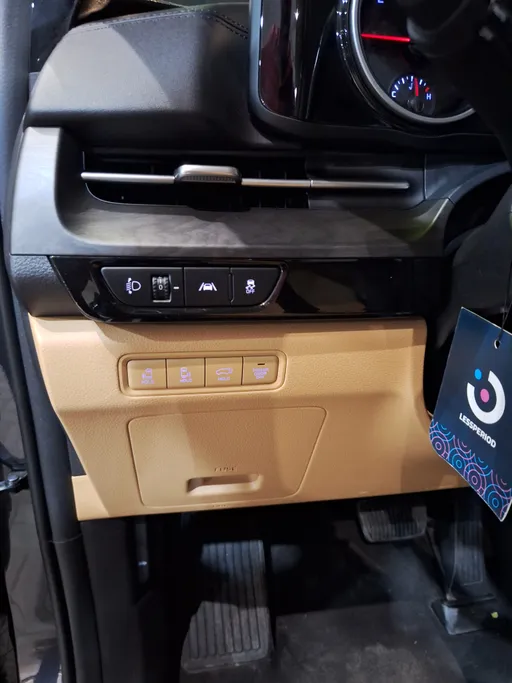 2023 Kia Carnival EX 